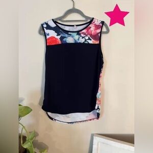 Navy & floral tank size L